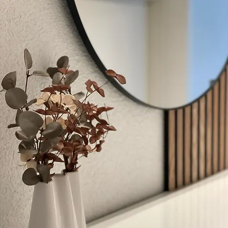 Alleestudio: Ruhig Und Zentral Apartment